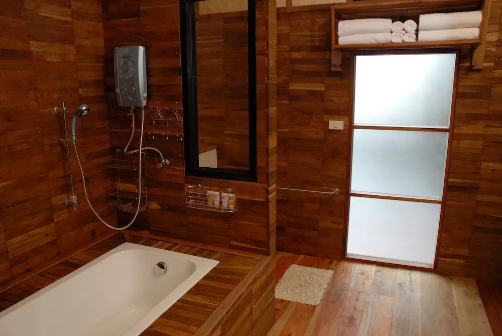 Клубный люкс в Boutique Raft Resort