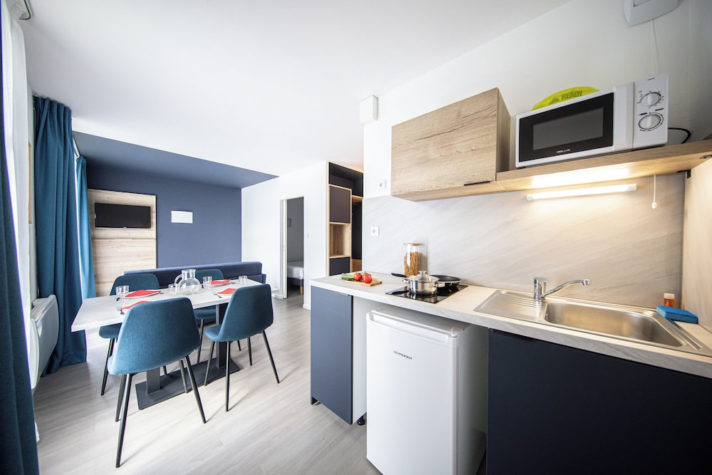 1 Bedroom Premium Apartment with balcony