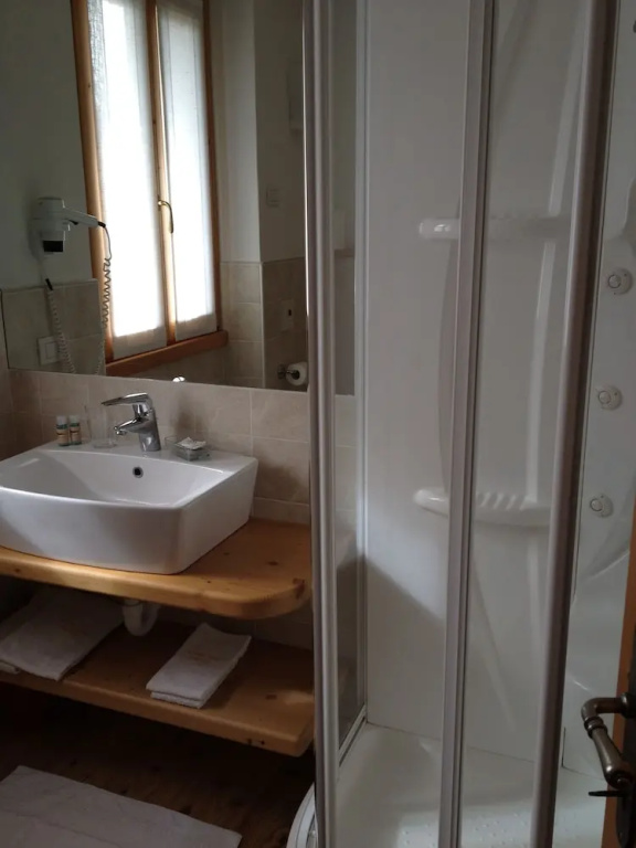 Standard Triple room with balcony