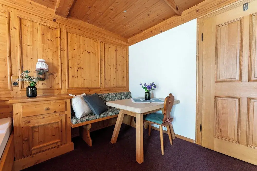 Deluxe Double room with balcony and with mountain view (full double bed)