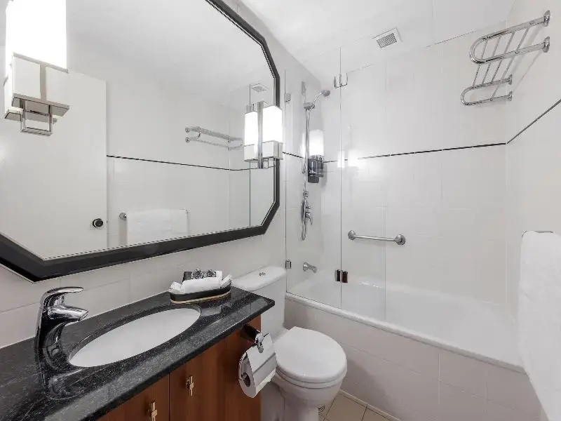 Ramada by Wyndham Diplomat Canberra - Chambres