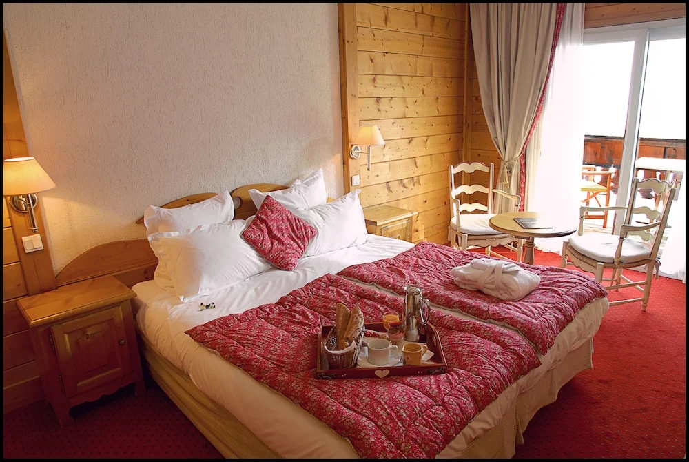 Superior Double room with balcony (full double bed)