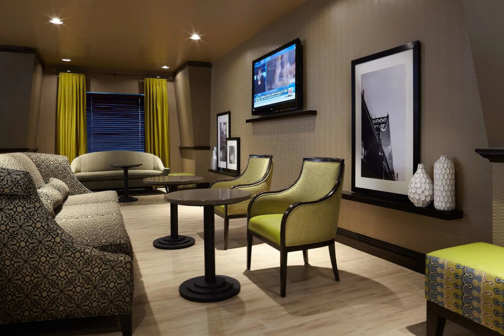 Hampton Inn & Suites by Hilton Montreal-Dorval - Général