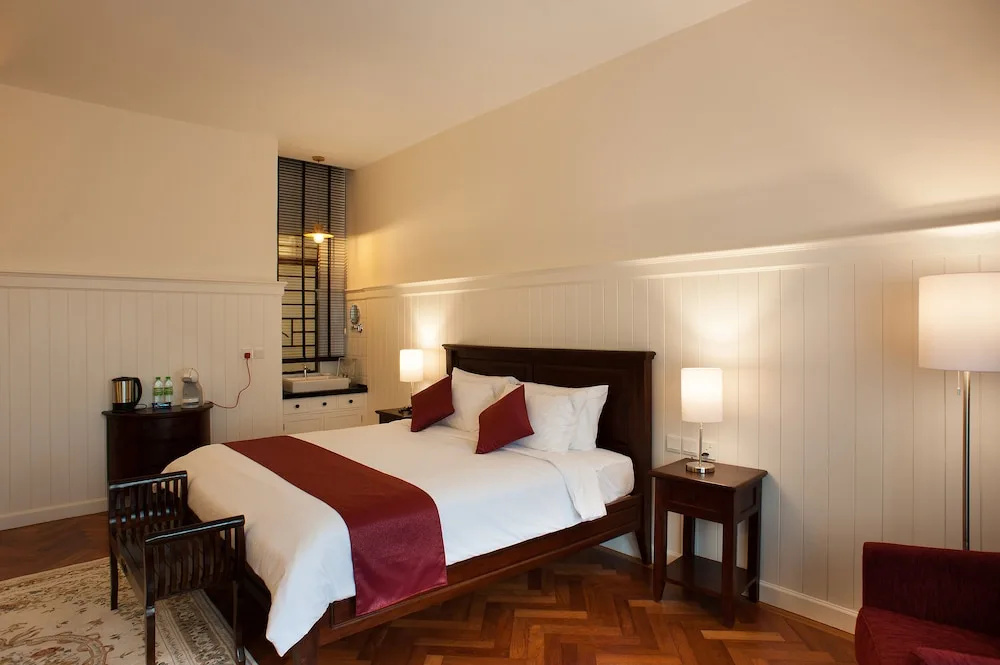The Chambers - Chambres