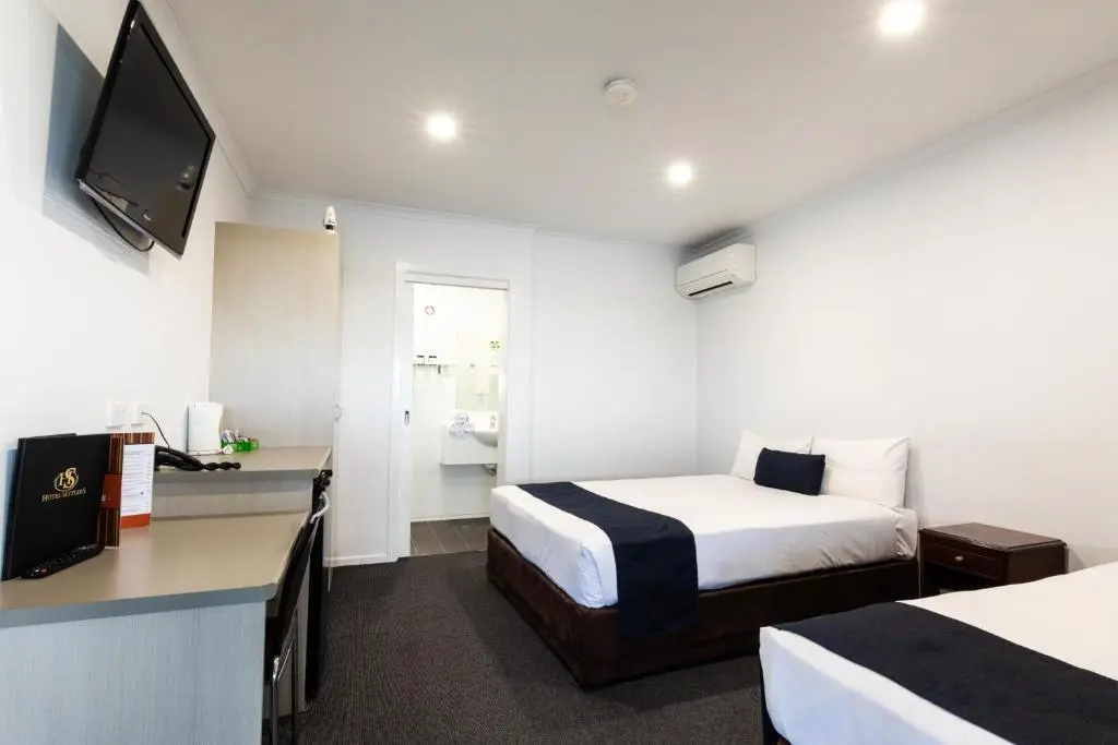 Economy room