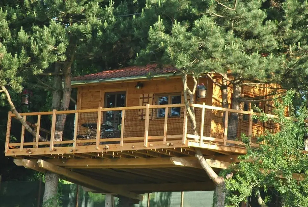 Cabane Perchée L'Etournelle