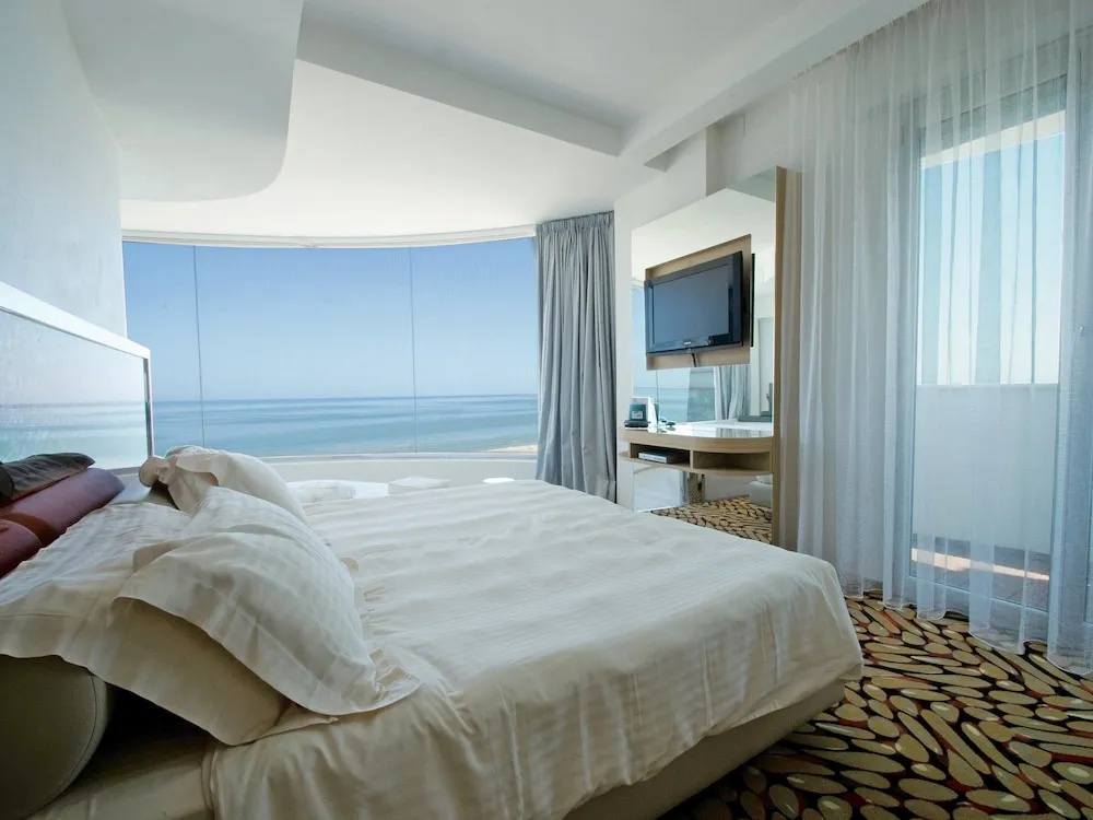 Junior Suite with balcony