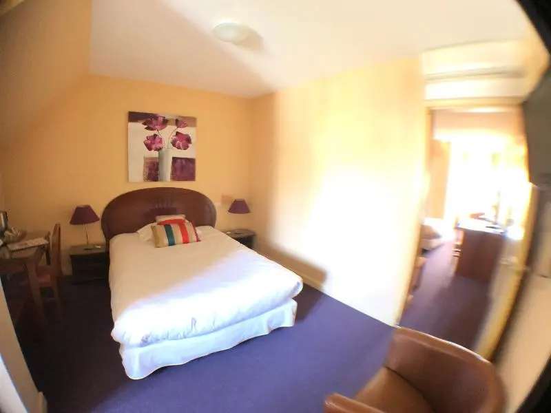 Logis Auv'hotel - Chambres