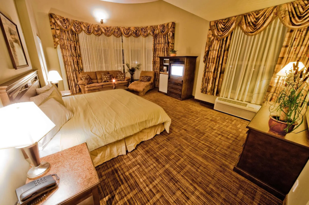 Double room (full double bed)