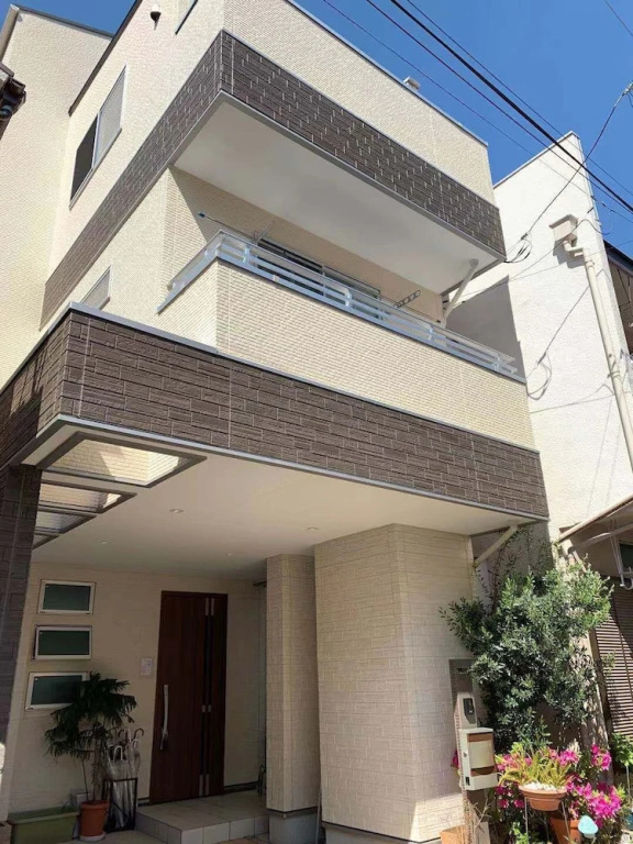 Takara House in Tokyo