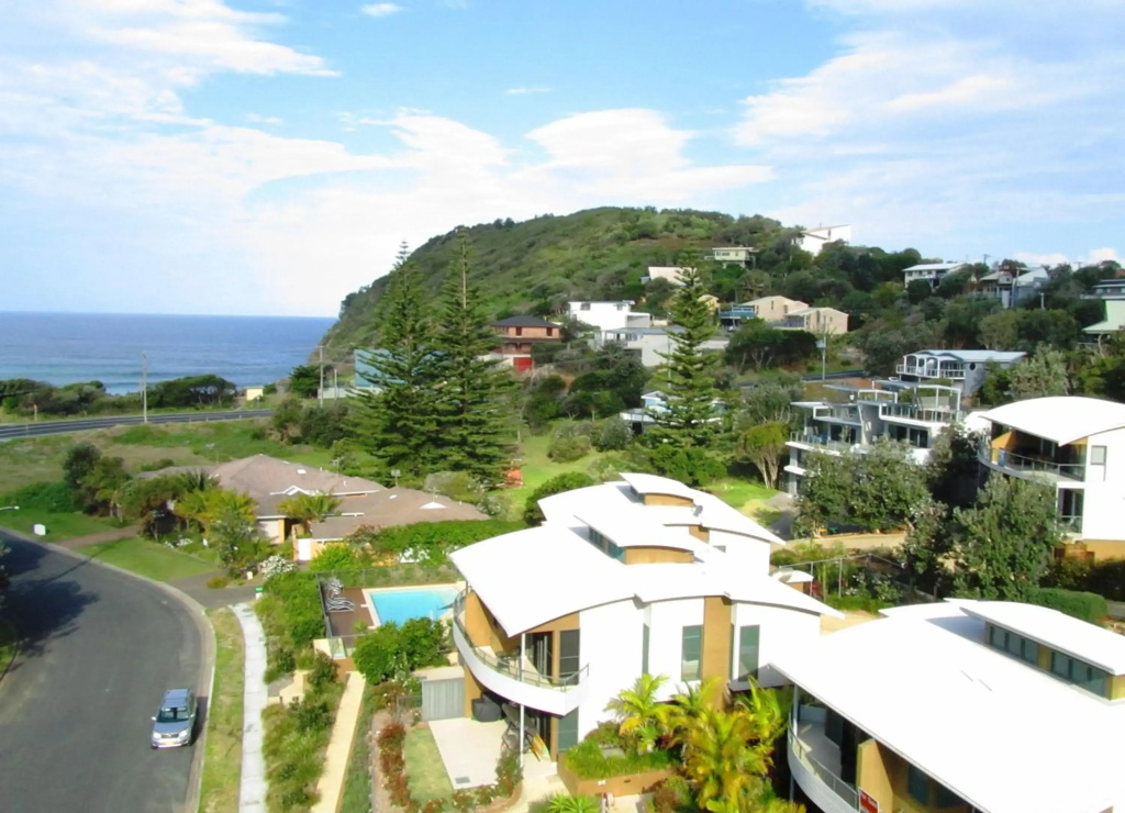 Boom 8 Boomerang Beach