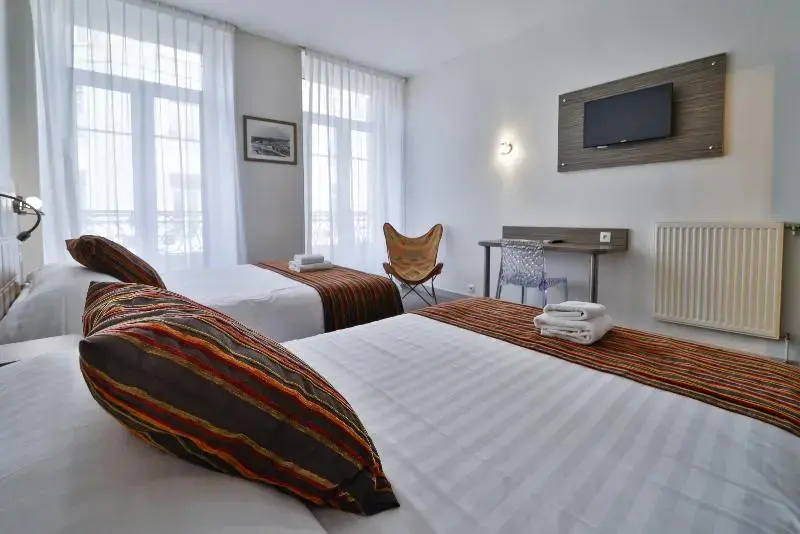 Hôtel de l'Europe Grenoble Hyper Centre - Chambres