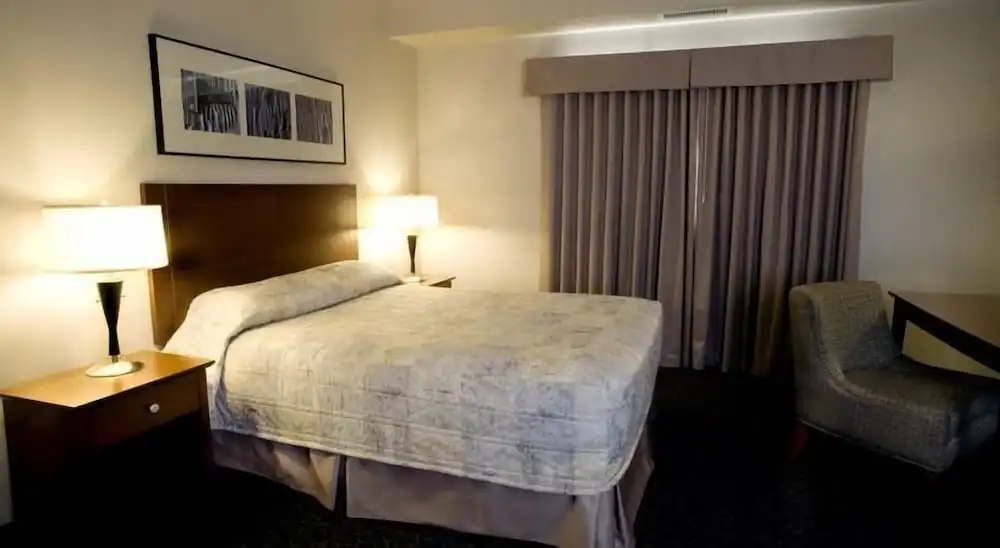 Heritage Inn & Suites - Chambres