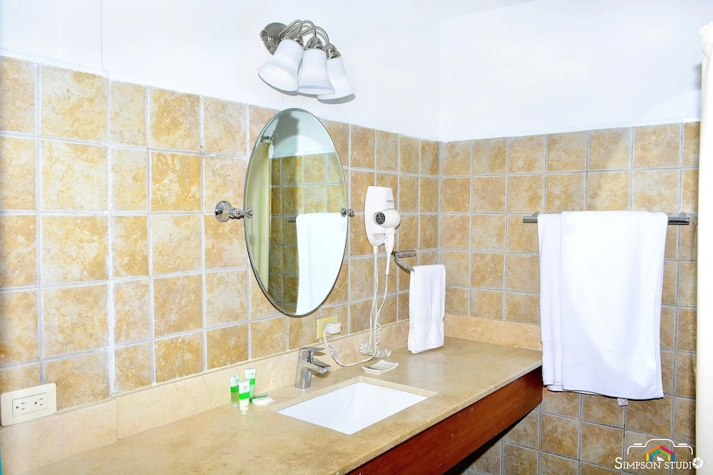 Arenas Beach Hotel - Chambres