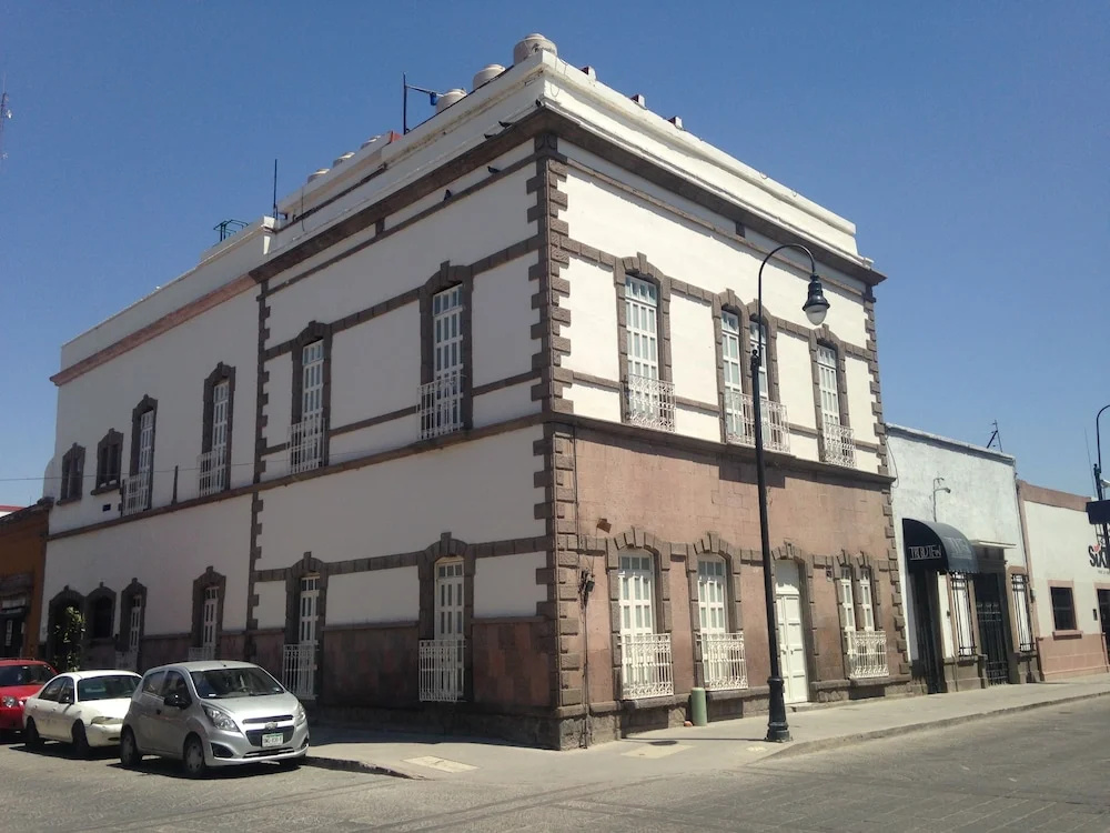 Santosí by Inmense