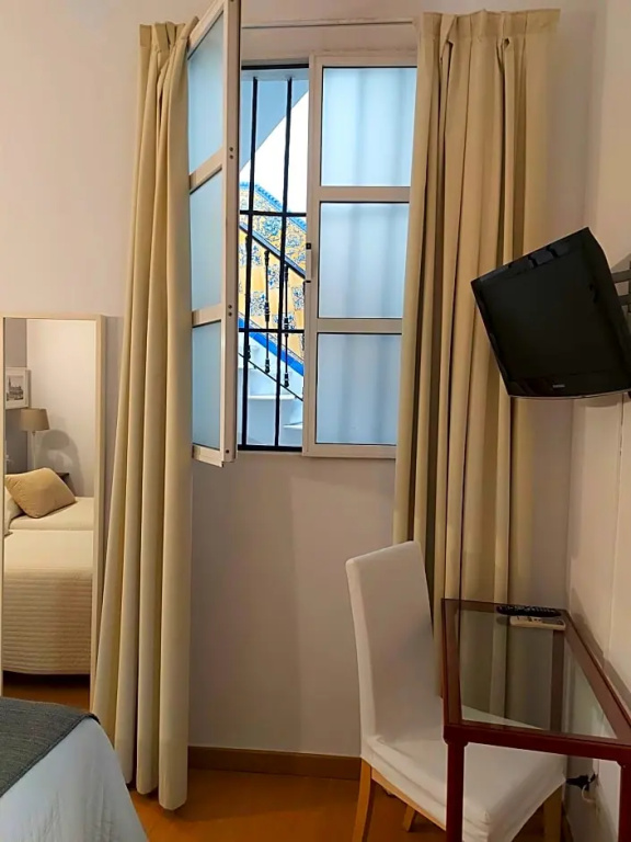 Honest Sevilla - Chambres