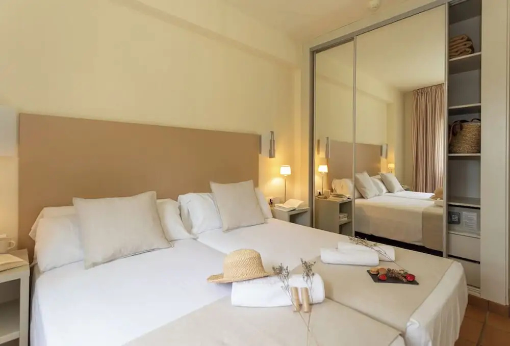 Aparthotel Ciutat de Palol - Chambres