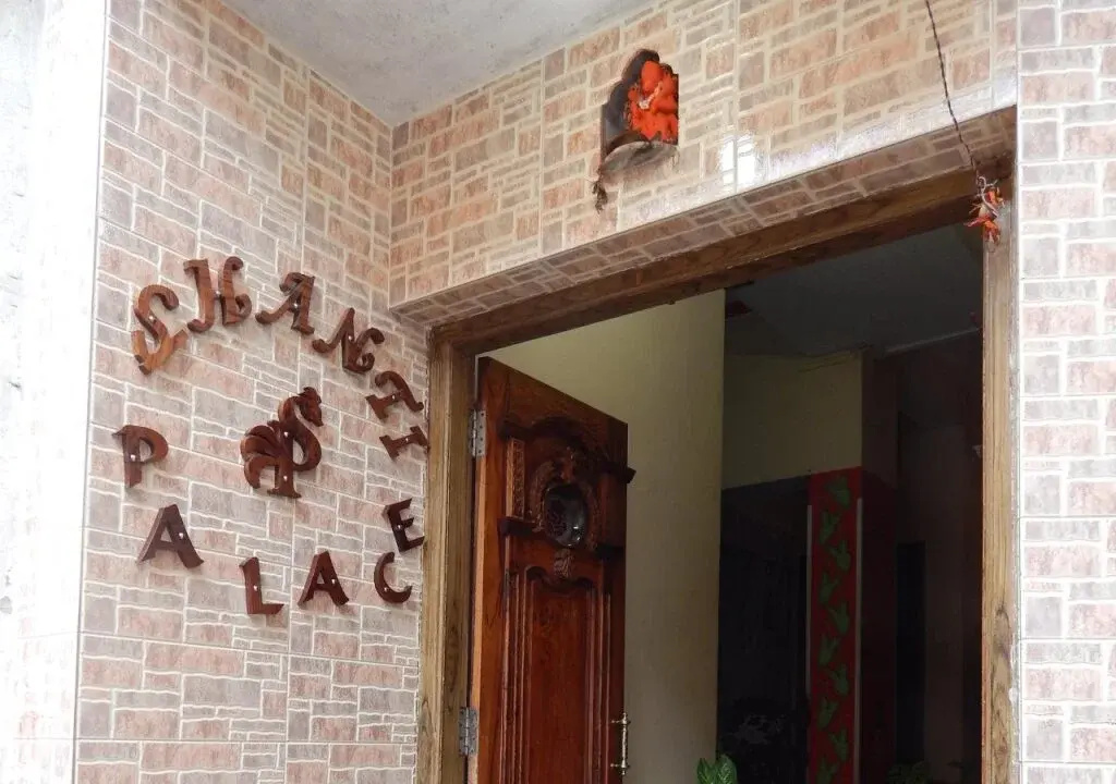 Hotel Shanti Palace