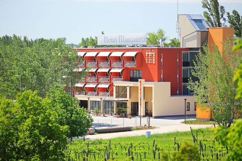 Margareta Hotel