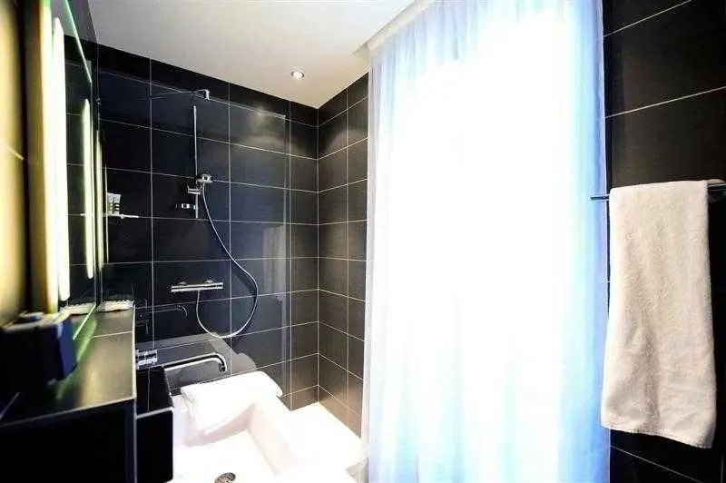Hôtel Mercure Paris Tour Eiffel Pont Mirabeau 52