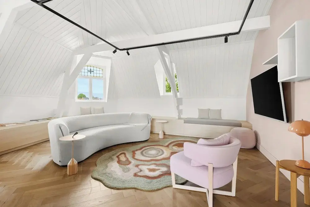 Luxury room