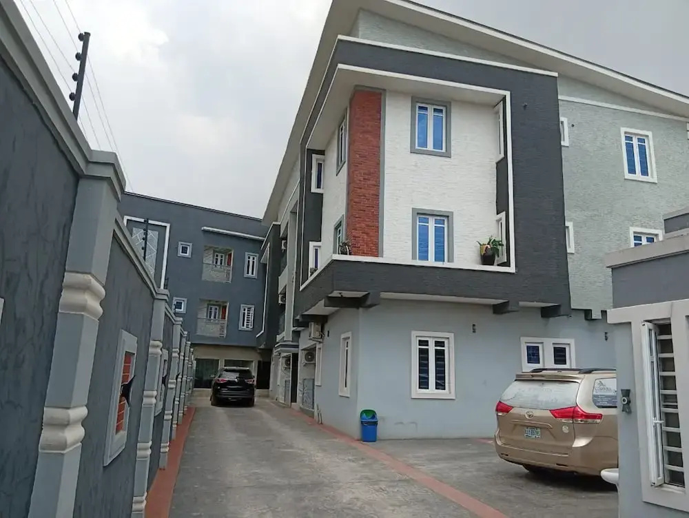 Alubarika Service Apartments