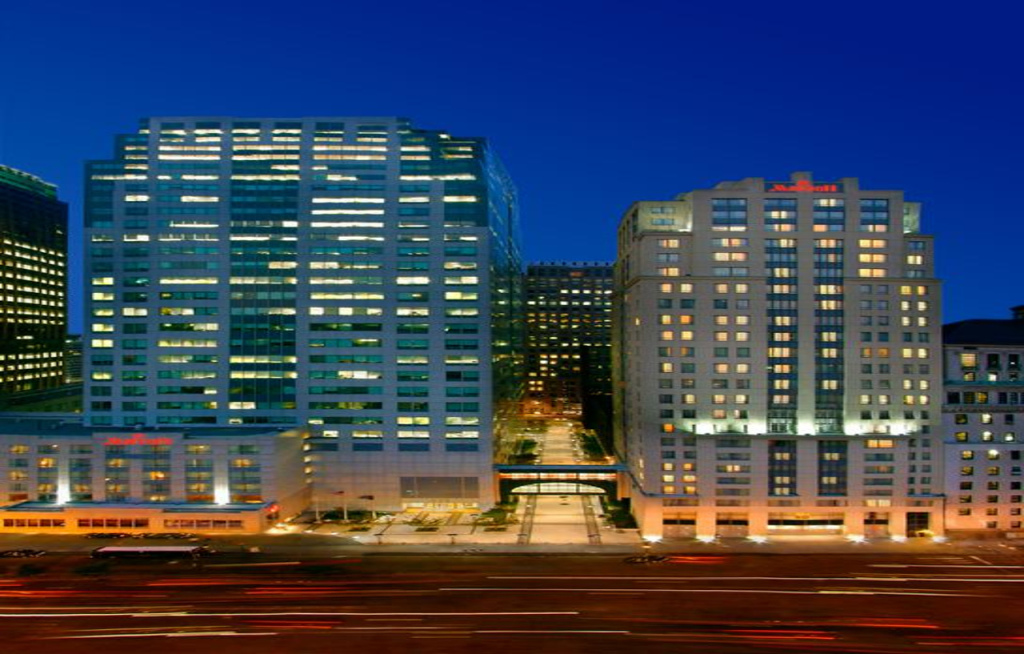 New York Marriott at the Brooklyn Bridge image