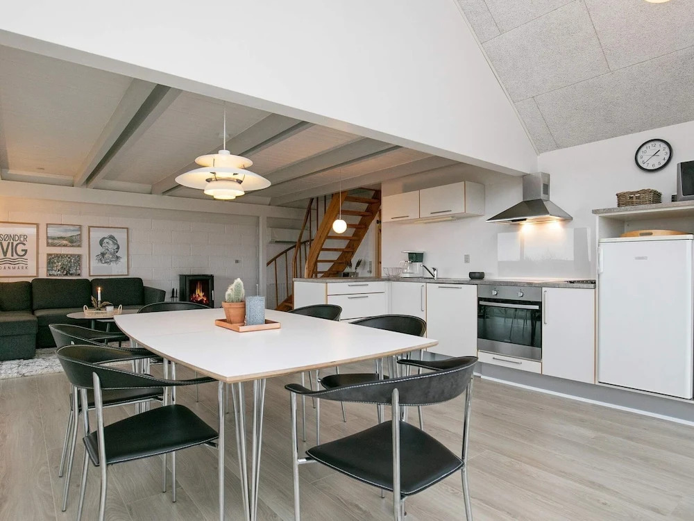 Gorgeous Holiday Home in Ringkøbing With Terrace - фото 19