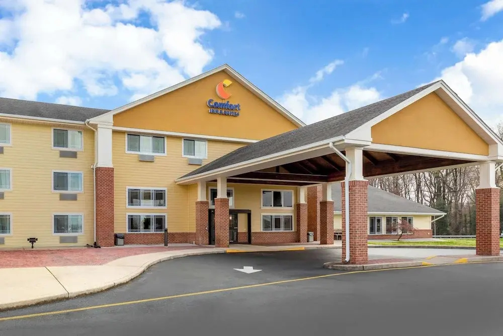 Comfort Inn & Suites Milford