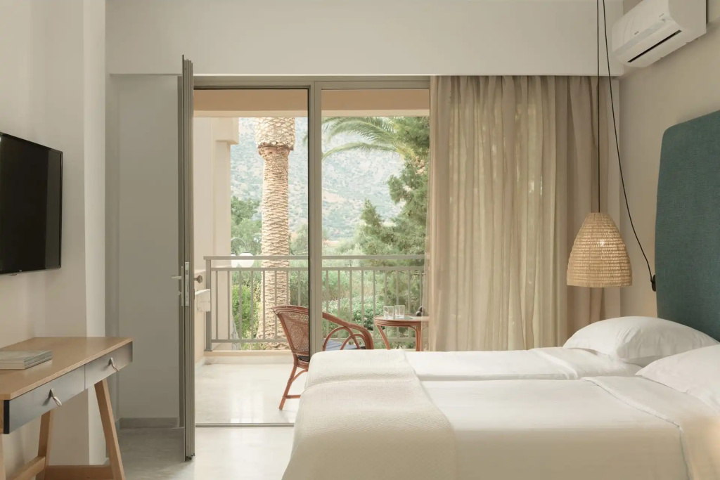 Superior Double room with Mountain View (twin beds)