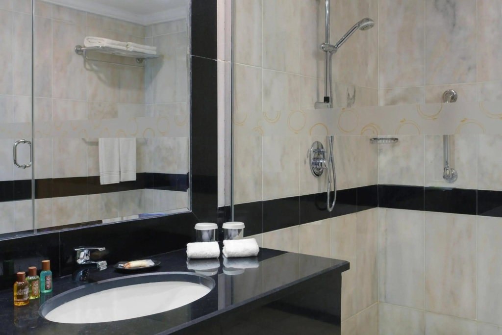Sheraton Jeddah Hotel - Saudi Brothers Commercial Company Branch - Général