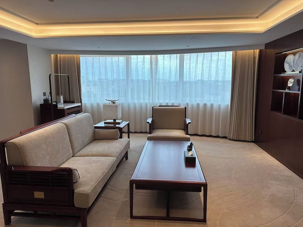 Business Suite
