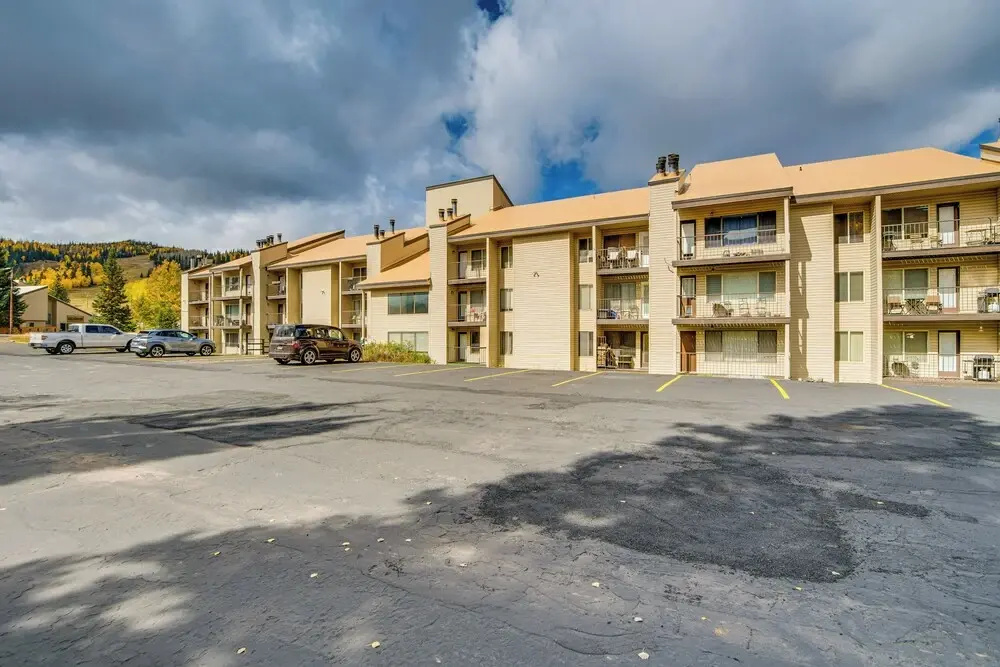 Brian Head Studio Condo w/ Balcony + Mountain View