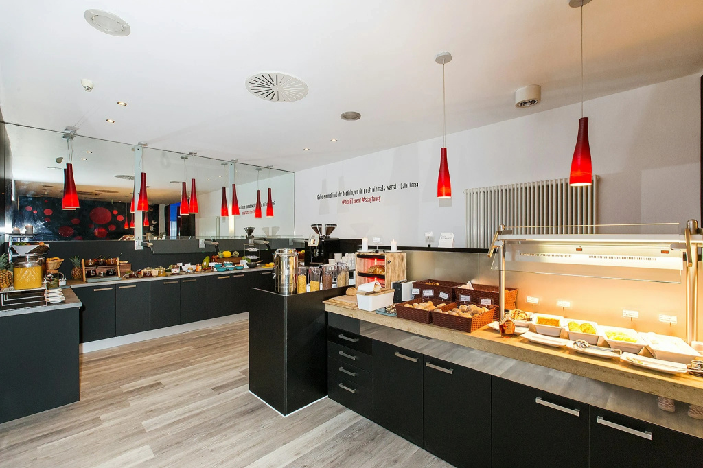 DORMERO Hotel Zürich Airport - Général
