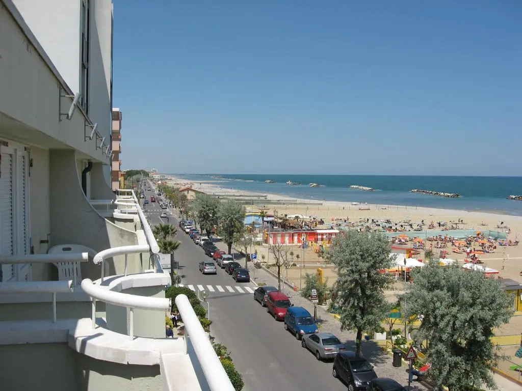 Hotel photo 12