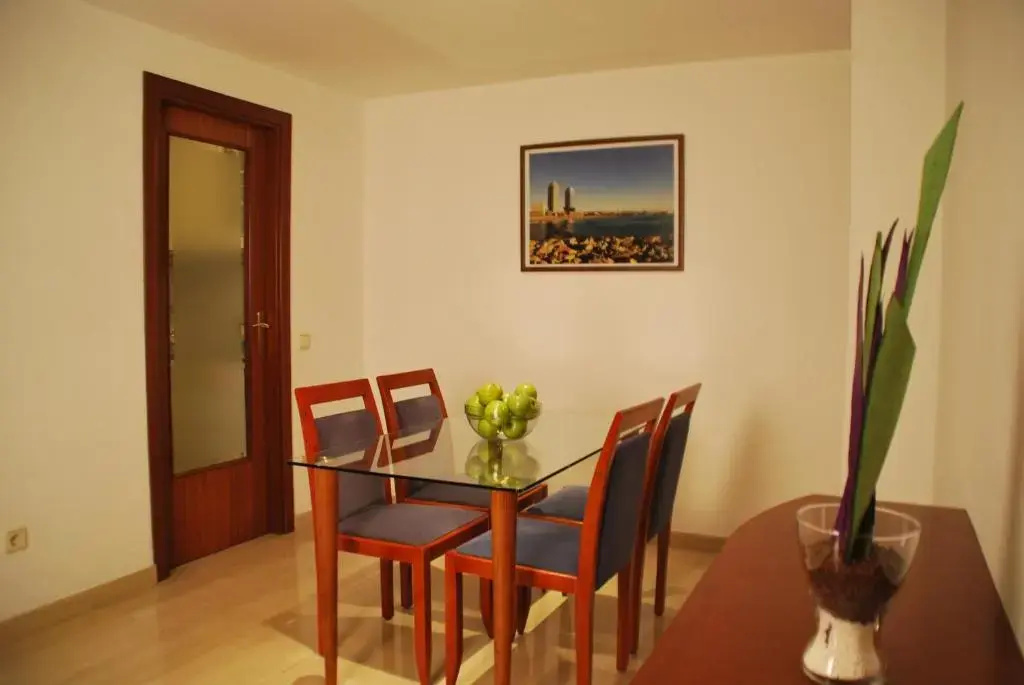Aparthotel Napols - Chambres
