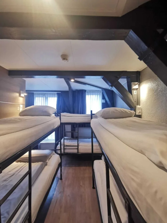 Bed in Dorm