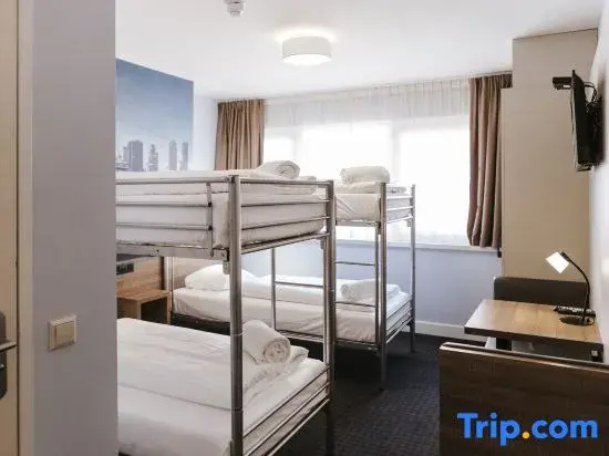 Bed in Dorm