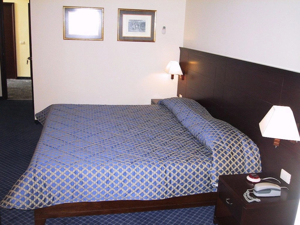 1 Bedroom Junior Suite with city view