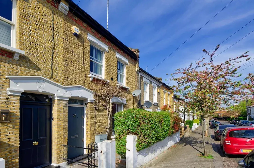 Stunning 3 bed Home With Garden - Wandsworth