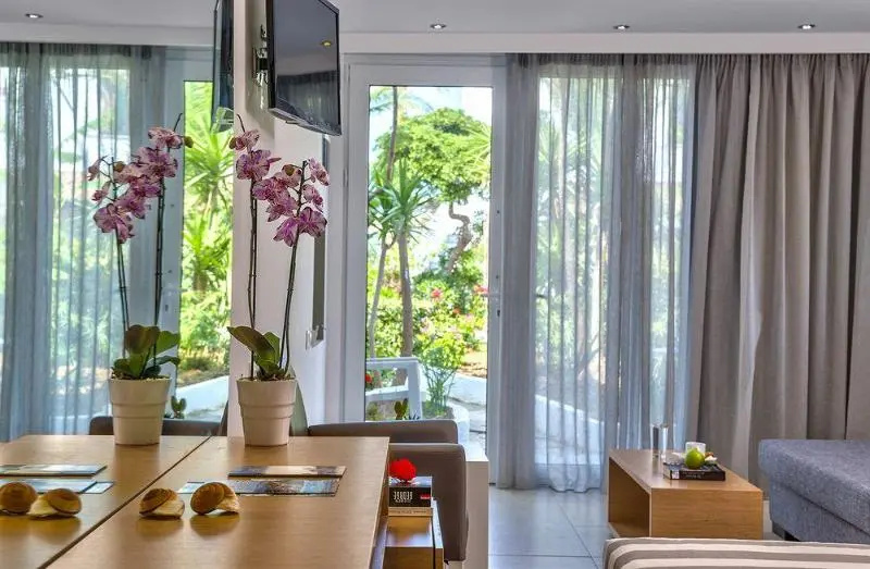 Happy Days Hotel - Chambres