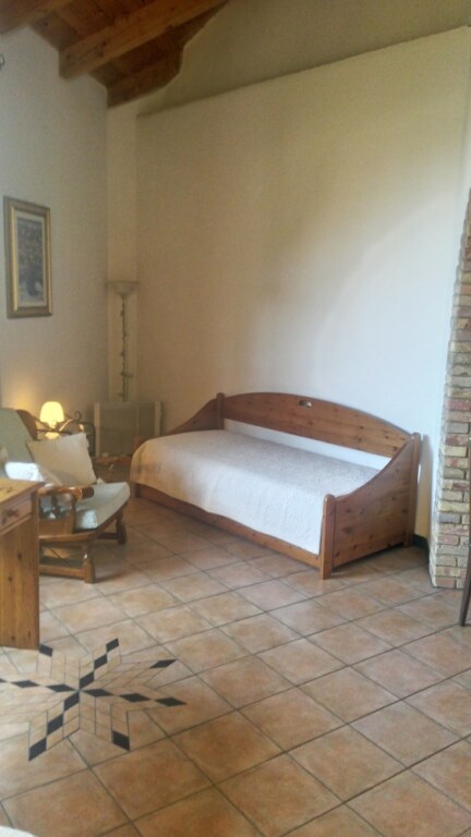 gallery_image_hidden_14