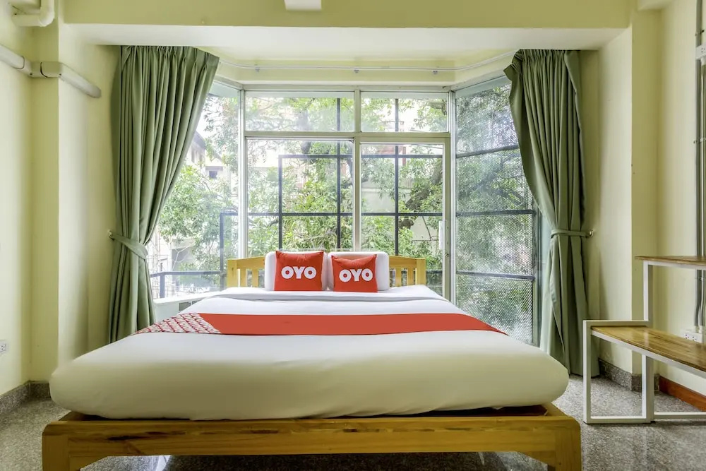 Premium Double room (full double bed)