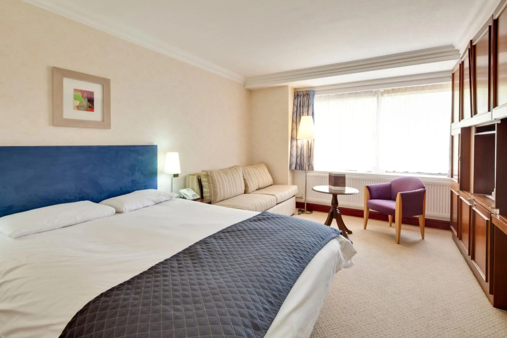 Best Western Plough & Harrow Hotel - Général