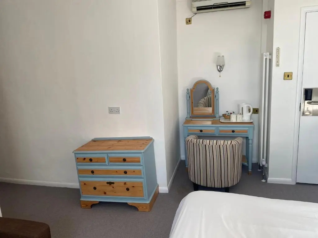 Three Queens Hotel - Chambres