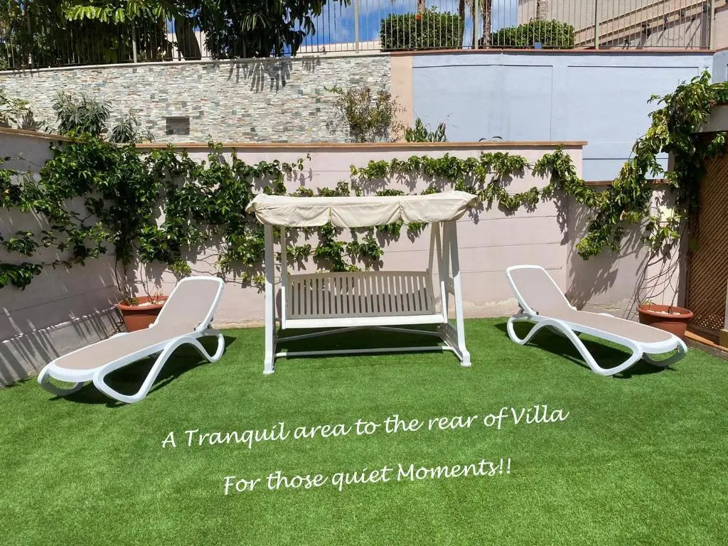 Self Catering Luxury Villa in the beautiful area of Puerto Santiago Tenerife with 5 bedrooms 2 Sofabeds for up to 10 guests private swimming pool and many other activities to entertain the family Secure parking for 2 cars and disabled access throughout