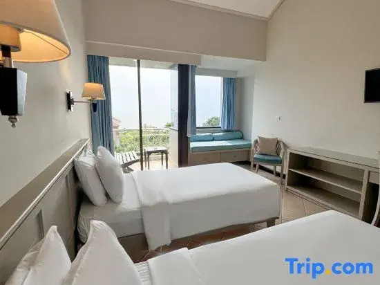 Двухместный номер Superior с видом на сад 2 отдельные кровати в Pinnacle Grand Jomtien Resort and Beach Club