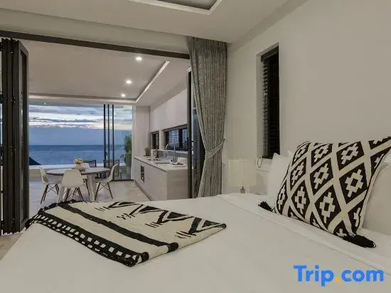 3 Bedrooms Suite with sea view