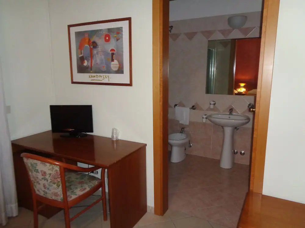 Hotel photo 9