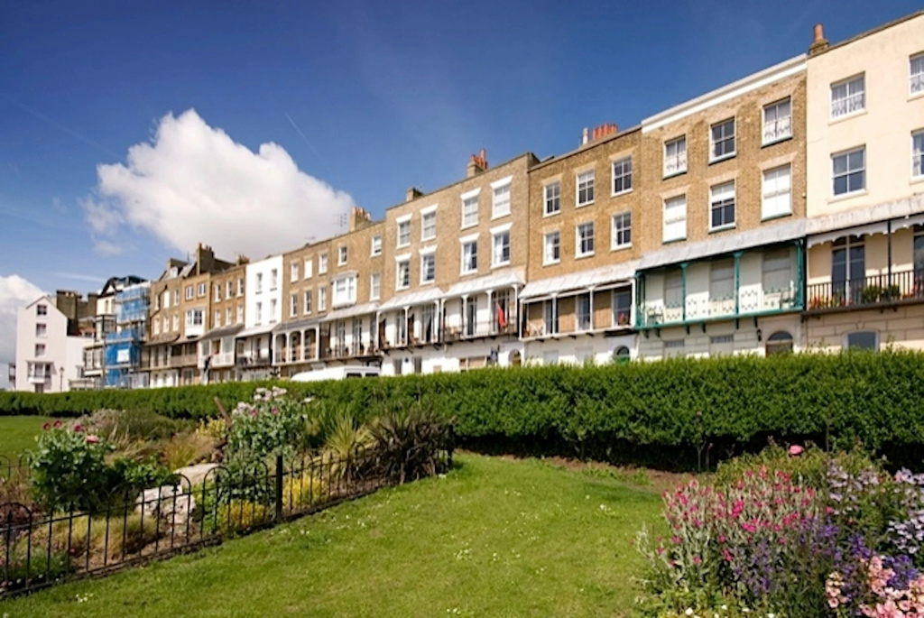Royal Harbour Hotel